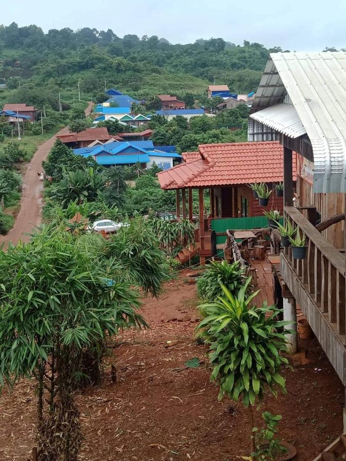 Banlung Happy Bungalow & Trekking מראה חיצוני תמונה