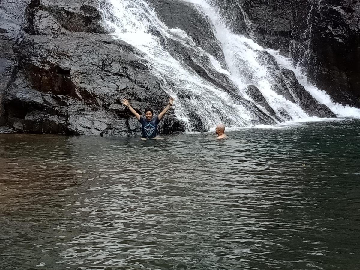 Banlung Happy Bungalow & Trekking מראה חיצוני תמונה